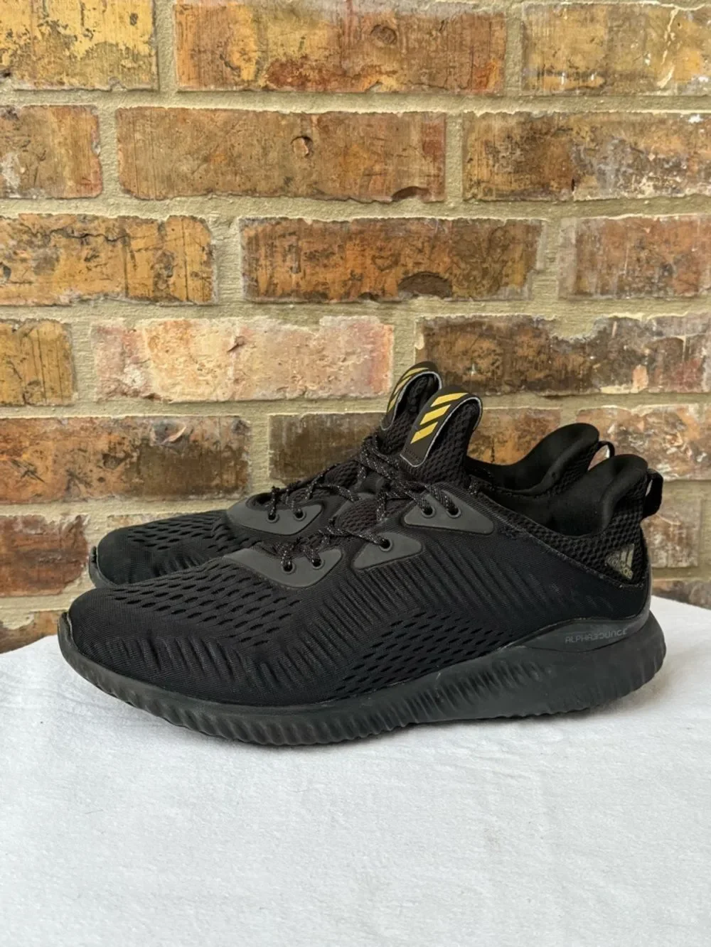 adidas alphabounce core